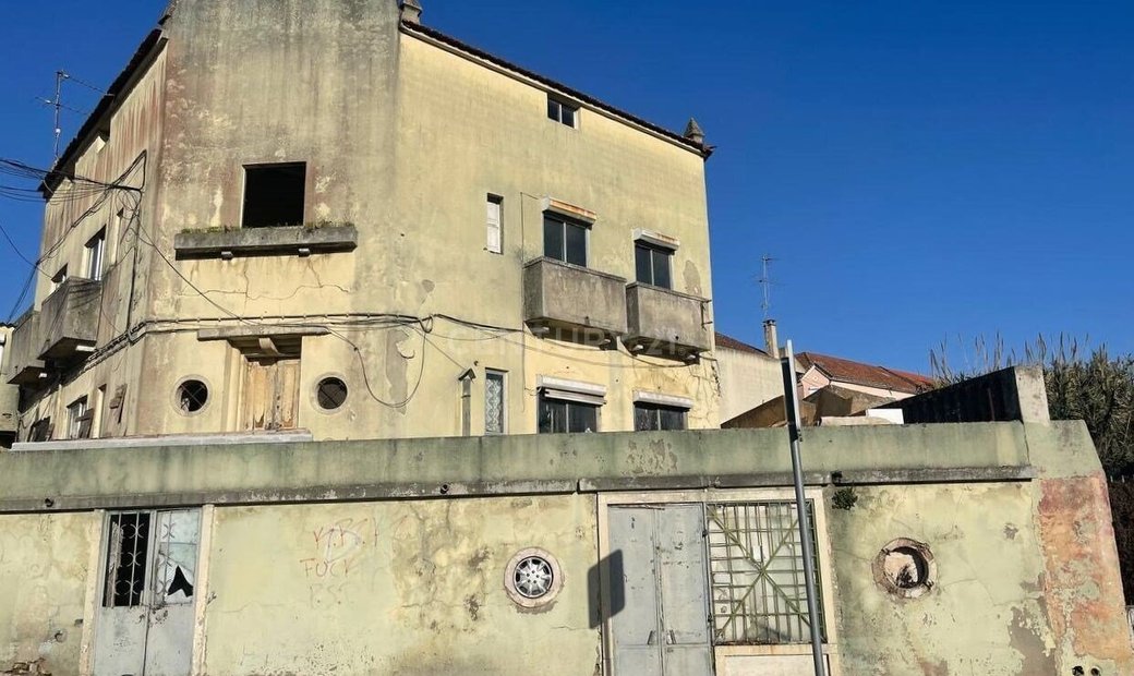 Apartment Amadora Portugal In Amadora, Lisbon, Portugal For Sale (13501739)