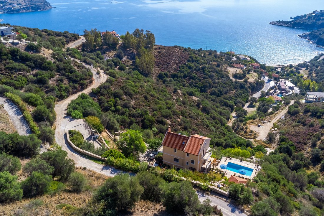 Villa in Dirfyon - Messapion, Thessaly and Central Greece, Greece 1 - 13504088