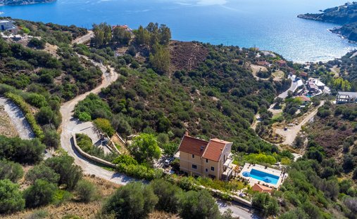 Villa en Dirfyon - Messapion, Thessaly and Central Greece, Grecia 1