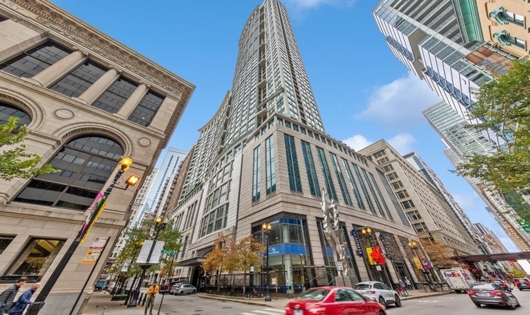 130 N Garland Court 3304, Chicago Loop, Il In Chicago, Illinois, United States For Sale (13504019) 130 N Garland Court 3304, Chicago Loop, Il In Chicago, Illinois, United States For Sale (13504019)