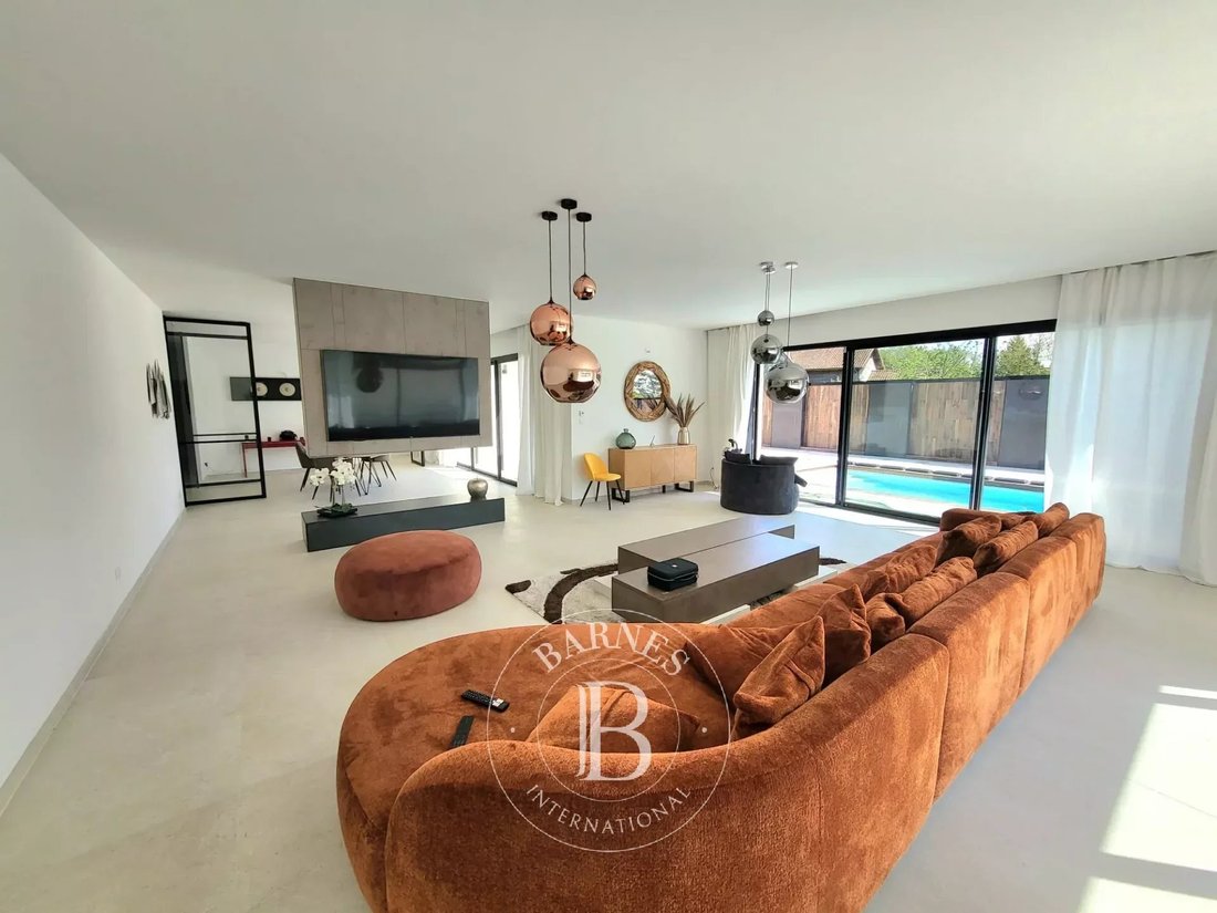 385 Sqm House Built In 2022, Near Arras City In Arras, Hauts De France, France For Sale (13504001)