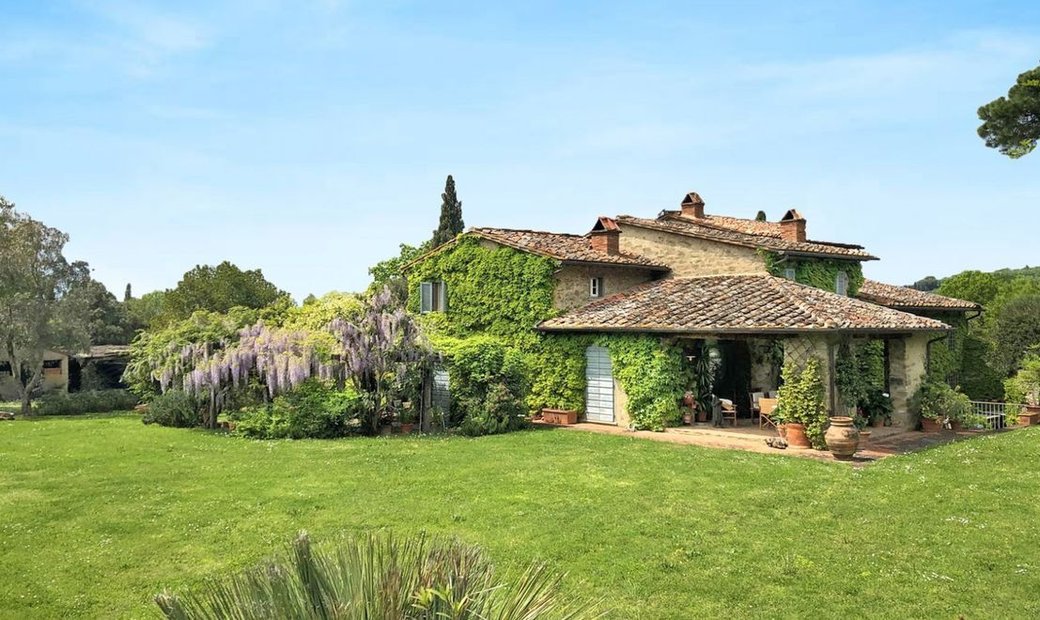 Beautiful Stone Farmhouse With Swimming Pool In In Province Of Arezzo ...