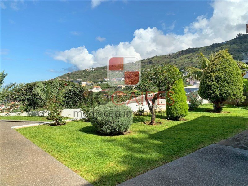 Detached 3 Bedroom Bungalow Arco Da In Arco Da Calheta, Madeira