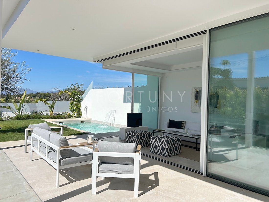 Villa in Rio Real, Marbella, Andalusia 3 - 11358869
