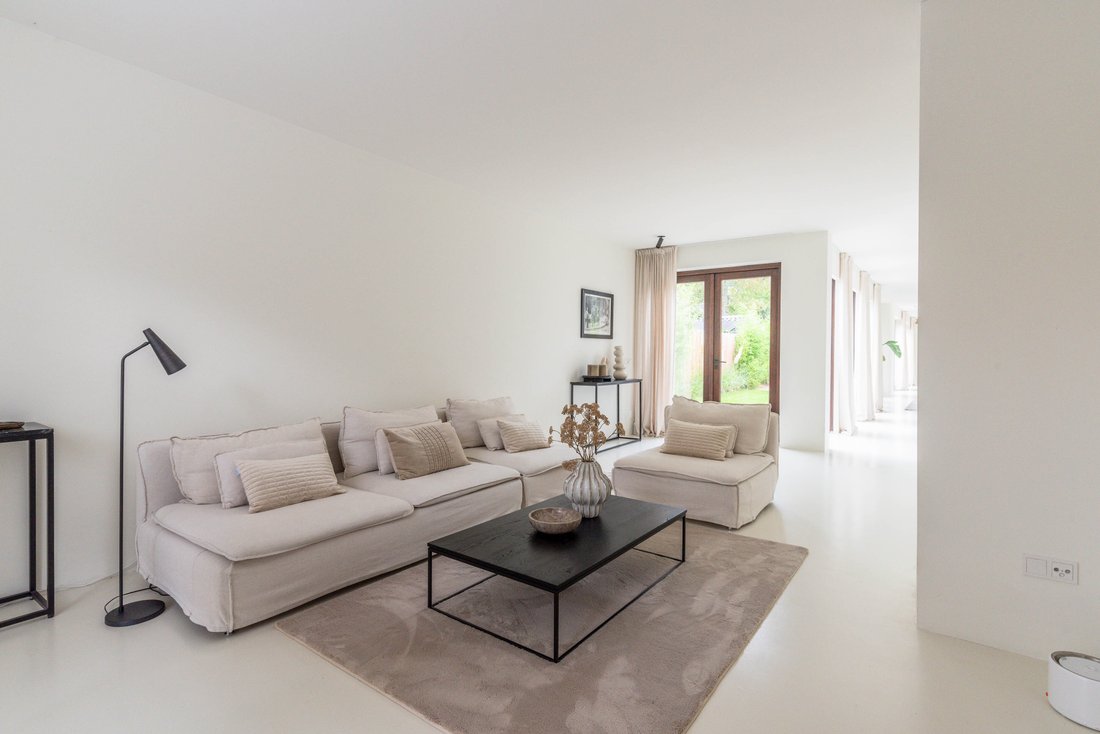 Completely Modernized And Architecturally In Laren, North Holland