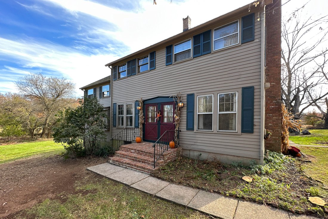Country Haven On A Quiet Road With A In Stockton, New Jersey, United States For Sale (13454341)