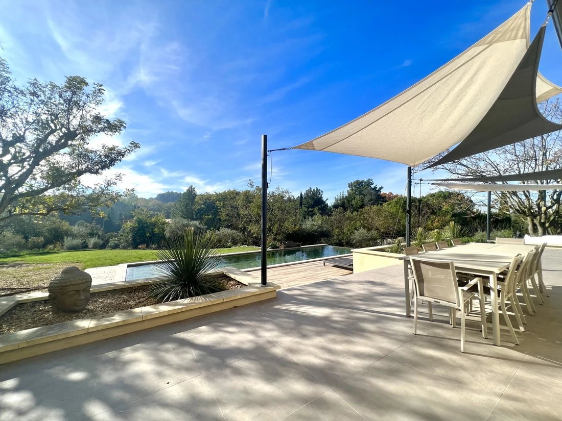 Superb Contemporary House In Eyragues, Provence Alpes Côte D'azur