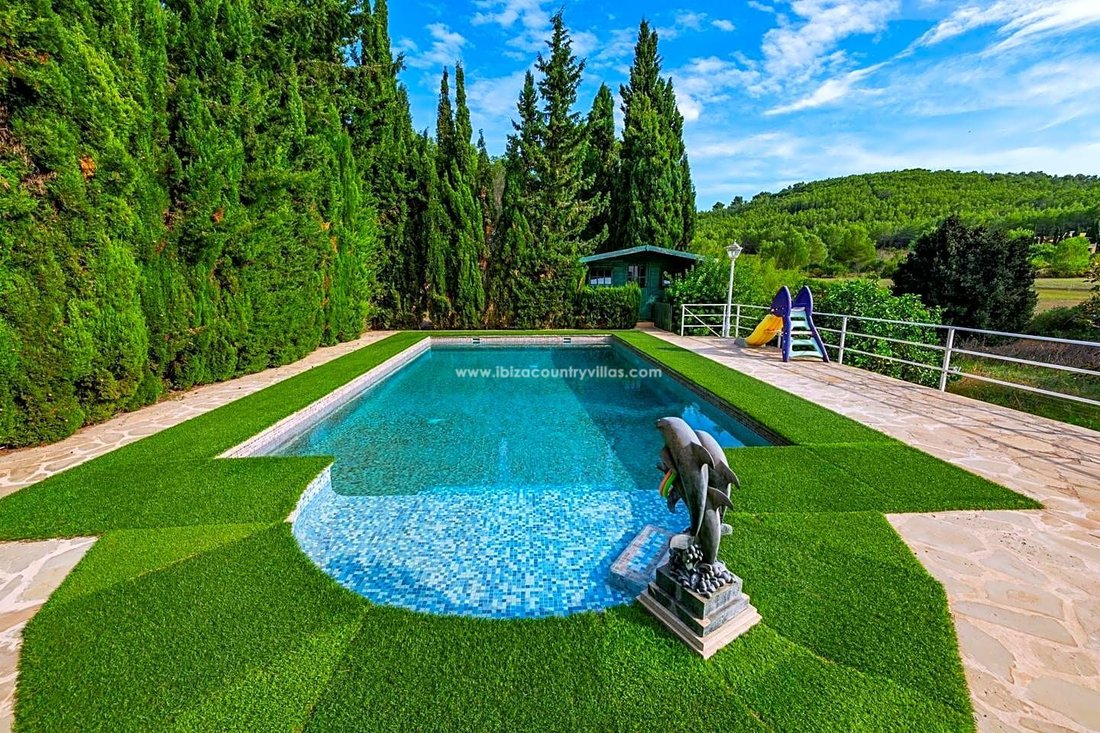 Villa in Santa Eularia des Riu, Balearic Islands, Spain 1 - 13452847