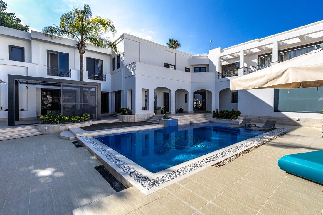 Stunning Detached Villa In Mellieha, Malta For Sale (13508895)