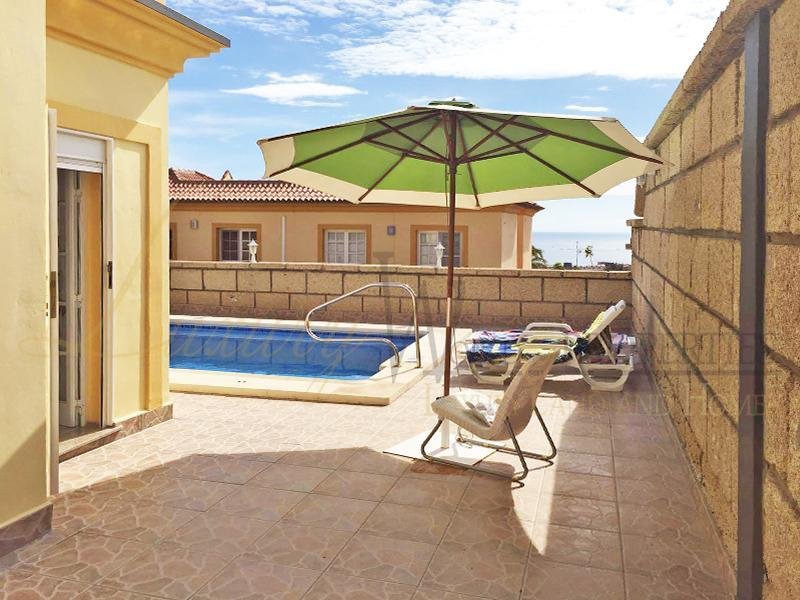 Villa in Costa Adeje, Adeje, Canary Islands 1 - 13508329