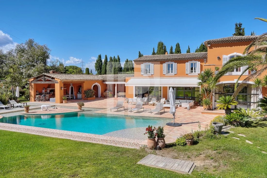 Magnificent Property In The In Mougins, Provence Alpes Côte D'azur