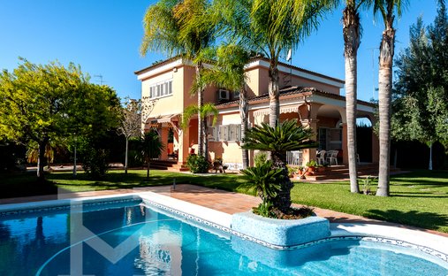 Chalet in l'Eliana, Valencian Community, Spain 1