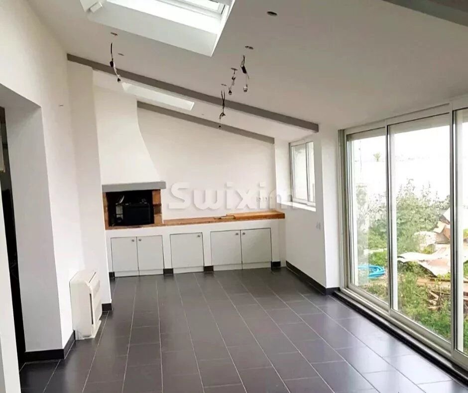 Maison Bord D'étang In Sète, Occitanie, France For Sale (13387229)