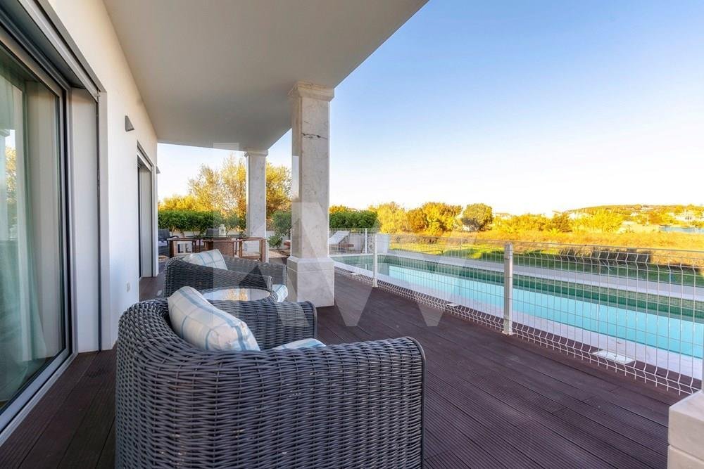 House T3+1 Modern Architecture Altura 700 In Altura, Algarve