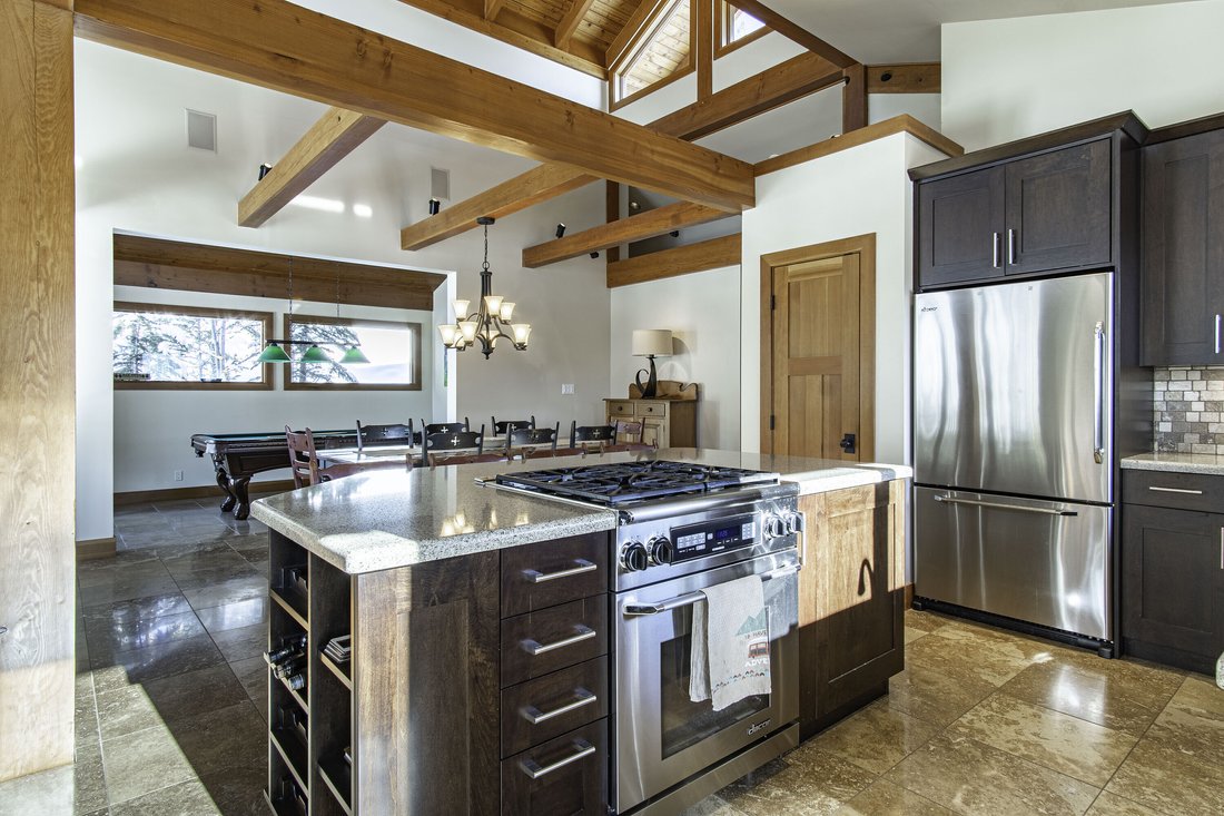 Award Winning Custom Chalet In Sun Peaks, British Columbia, Canada For