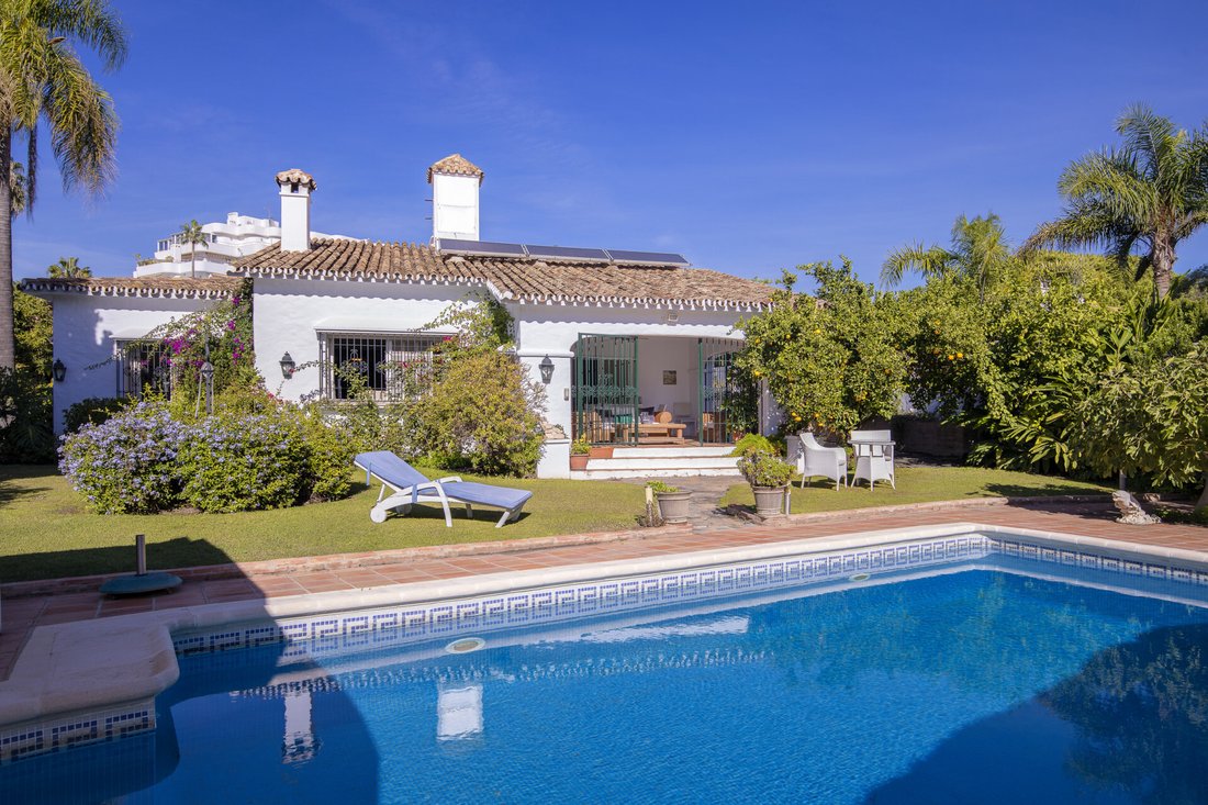 Villa in Marbella, Andalusia, Spain 5 - 13516587