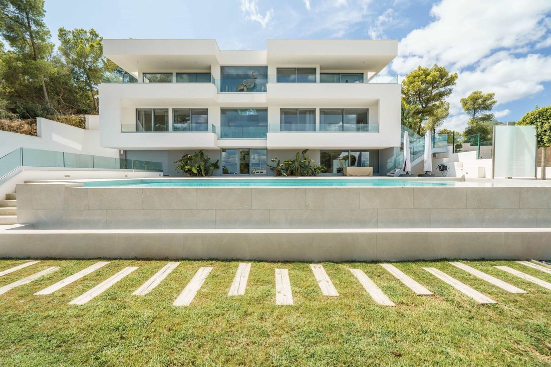Chalet in Calvia, Balearic Islands, Spain 2 - 13511660
