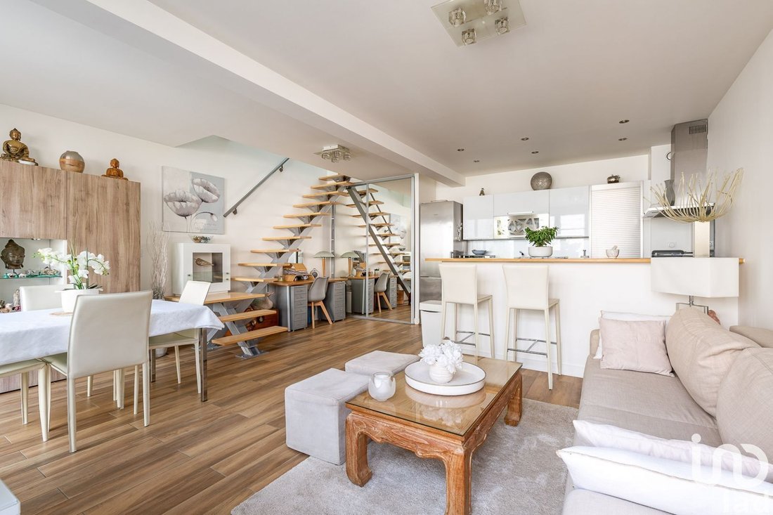 Vente Maison/Villa 3 Pièces In Fontainebleau, île De France, France For