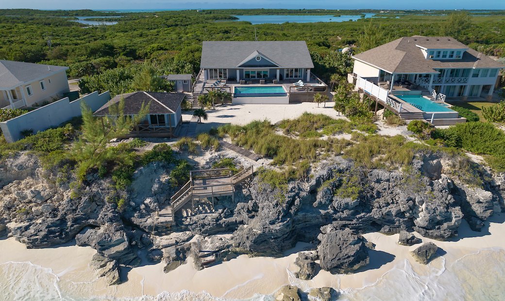 7 Bedrooms Single Family Detached In Moore Hill, Exuma, The Bahamas For