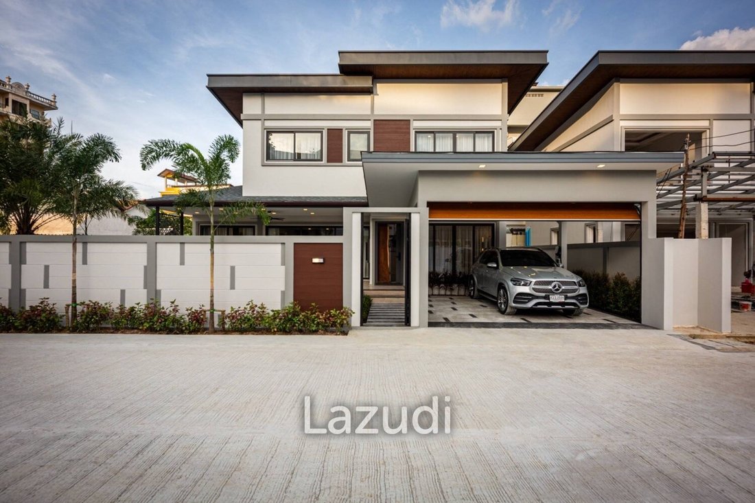 Villa in Pattaya City, Chon Buri, Thailand 3 - 12764299