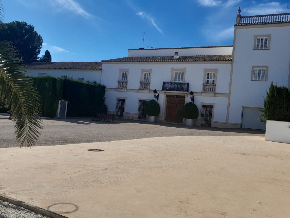 Villa In Chiva, Valencian Community, Spain For Sale (13511454)