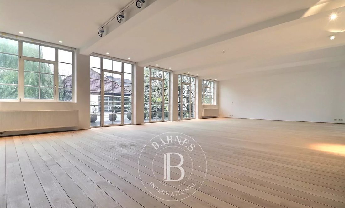 Chatelain / Place Brugmann 3 Bedroom Duplex + In Elsene, Brussels