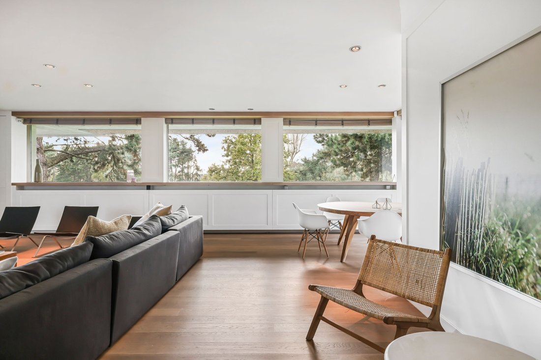 Luxury Villa With Full Spa, Pool And Golf In Knokke Heist, Flanders, Belgium For Sale (13510201)