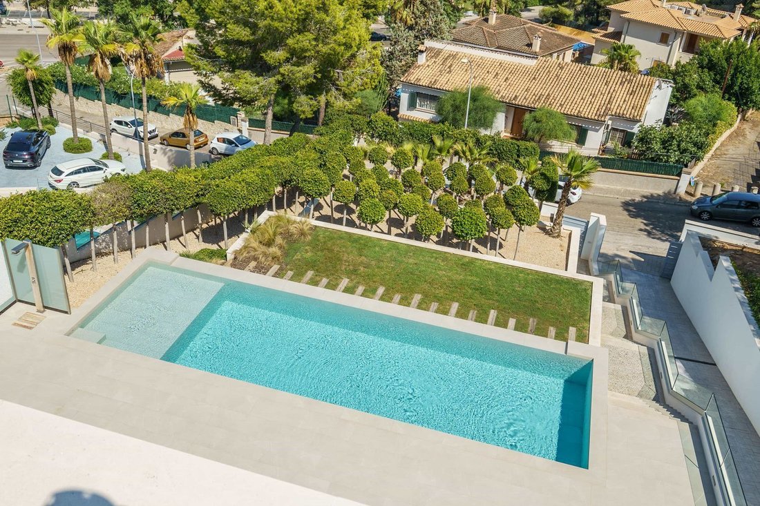 Chalet in Calvia, Balearic Islands, Spain 1 - 13511660