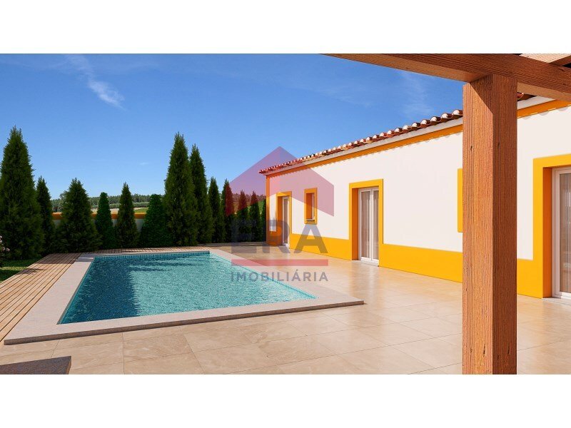 3 Bedroom Single Storey House In In Caldas Da Rainha, Leiria District