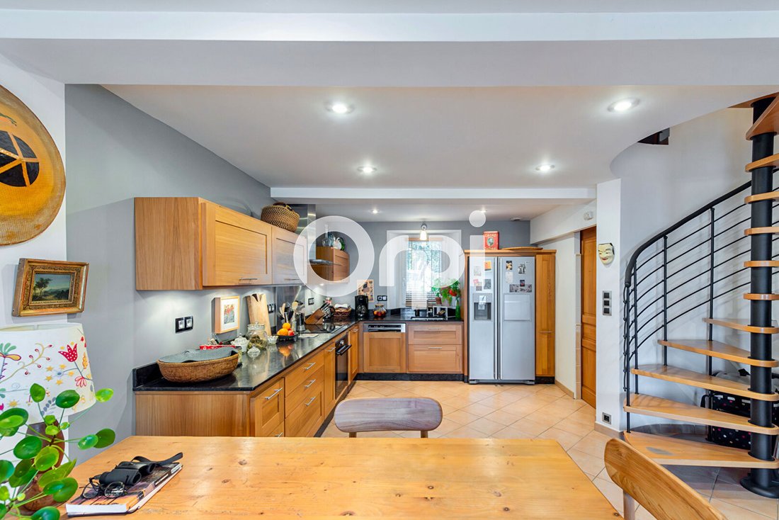 Maison à Village, Saint-Mandrier-sur-Mer, France 2 - 13513475