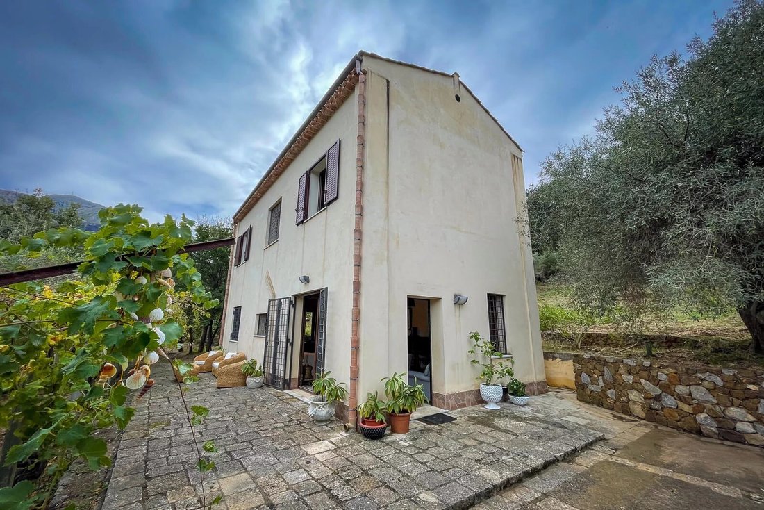Casale Mario Gratteri In Sicily, Italy For Sale (13510199)