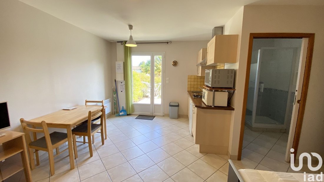 Vente Studio 5 Pièces In Jonzac, Nouvelle Aquitaine, France For Sale