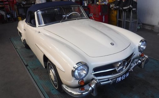 1960 Mercedes-Benz 190 SL rwd in De lier, Netherlands 1