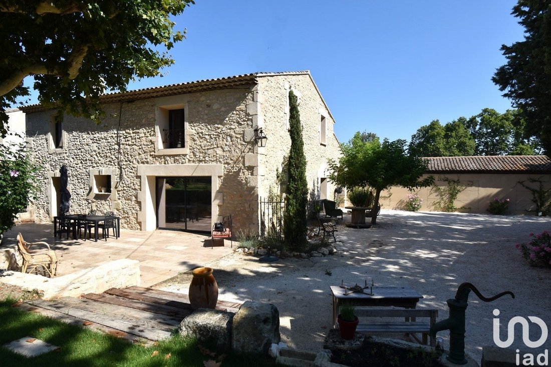 Vente Maison/Villa 5 Pièces In Eygalières, Provence Alpes Côte D'azur