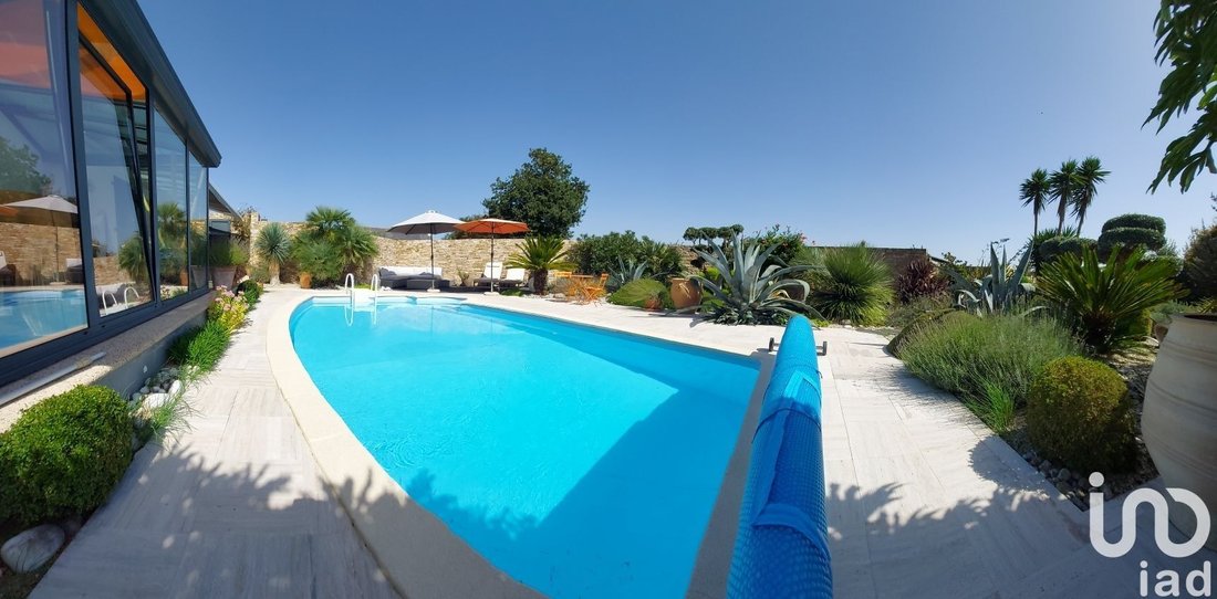 Vente Maison/Villa 8 Pièces In Douarnenez, Brittany, France For Sale