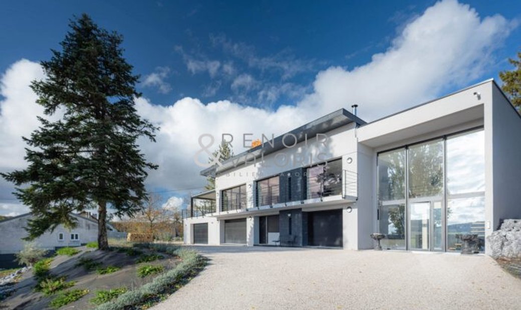 Lay Saint Christophe Contemporaine In Lay Saint Christophe, Grand Est