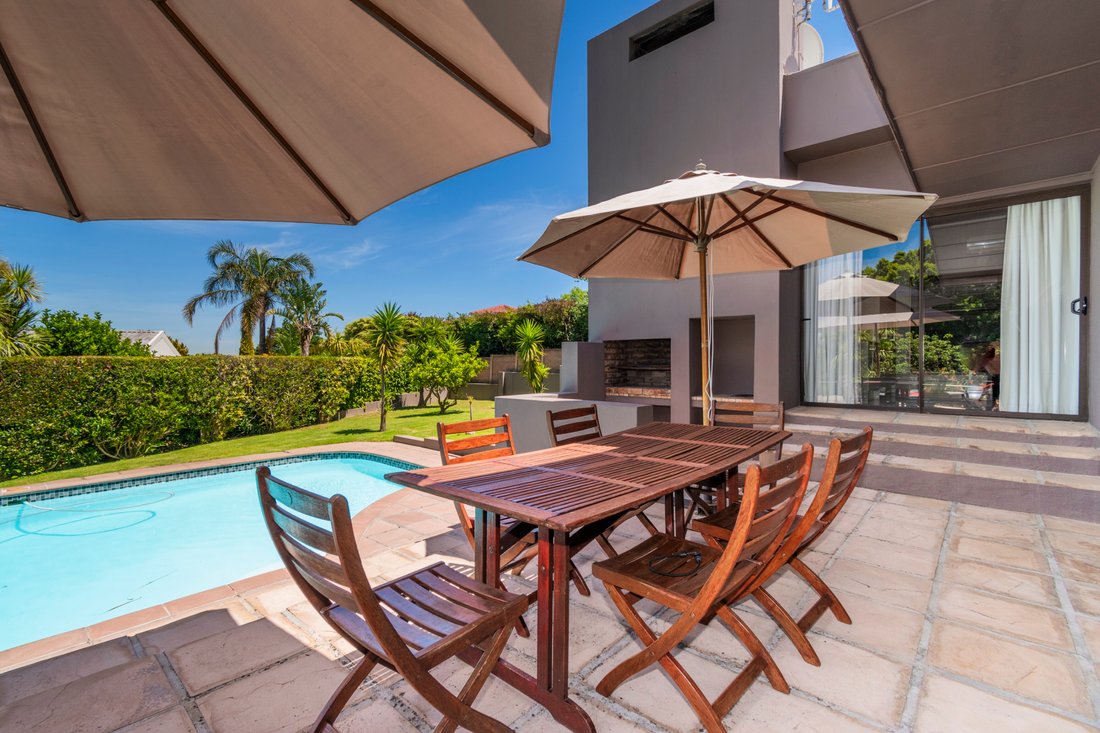 Exclusive Home In Helderberg Estate In Cape Town, Western Cape, South