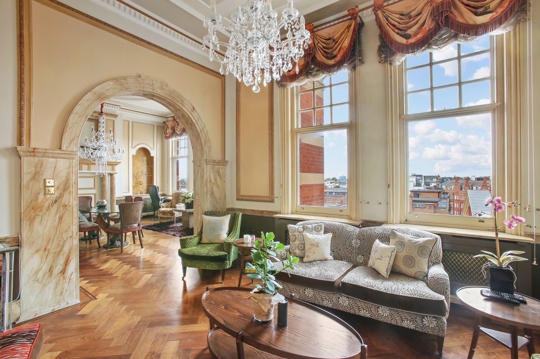 An Impressive Four Bedroom Apartment In The In London England United