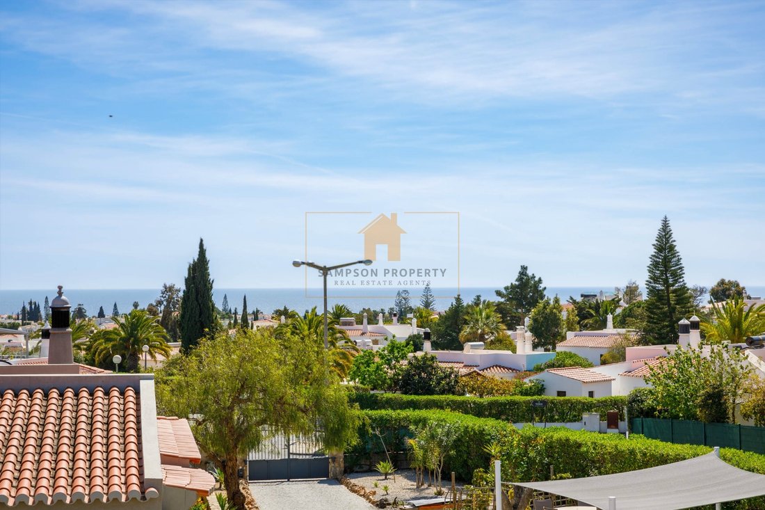 For Sale, 2+1 Bed Villa In Vale De Milho, In Carvoeiro, Algarve