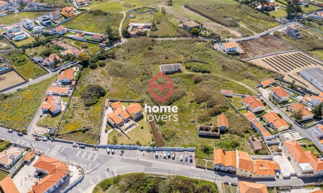 To Invest Tourist Village Azenhas Do Mar In Colares, Lisbon