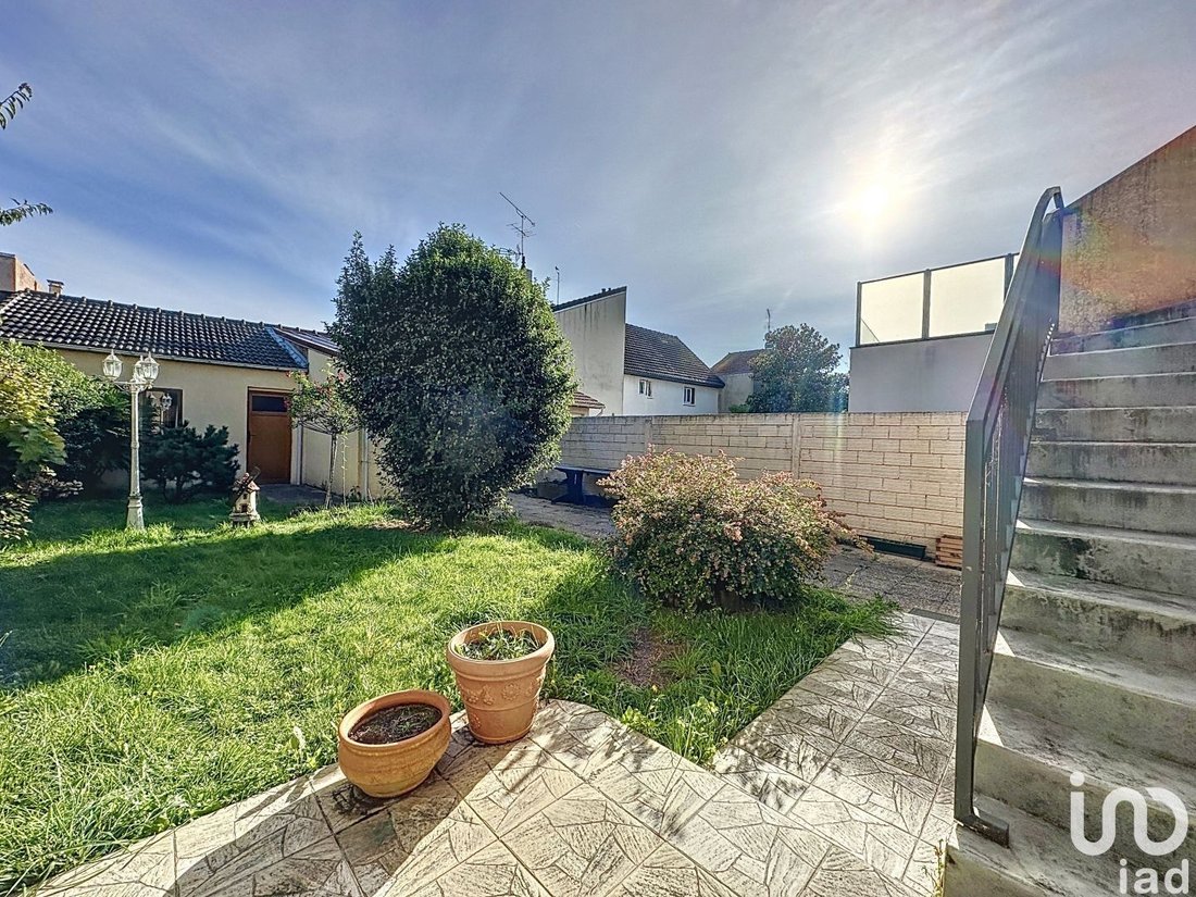 Vente Maison/Villa 5 Pièces In Clamart, île De France, France For Sale