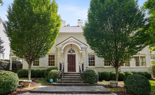 Single-Family in Brookhaven, Georgia