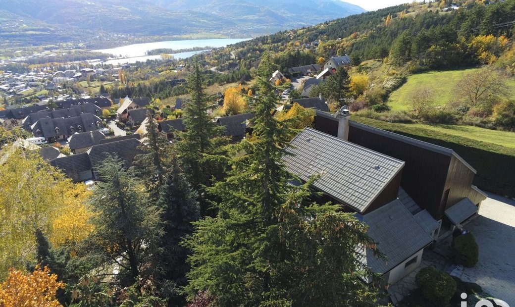 Vente Maison D'architecte 6 Pièces In Embrun, Ontario, Canada For Sale