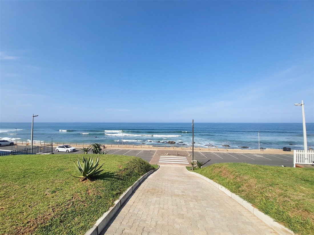 Perfectly Located Beachfront Land In Umdloti, South Africa For Sale