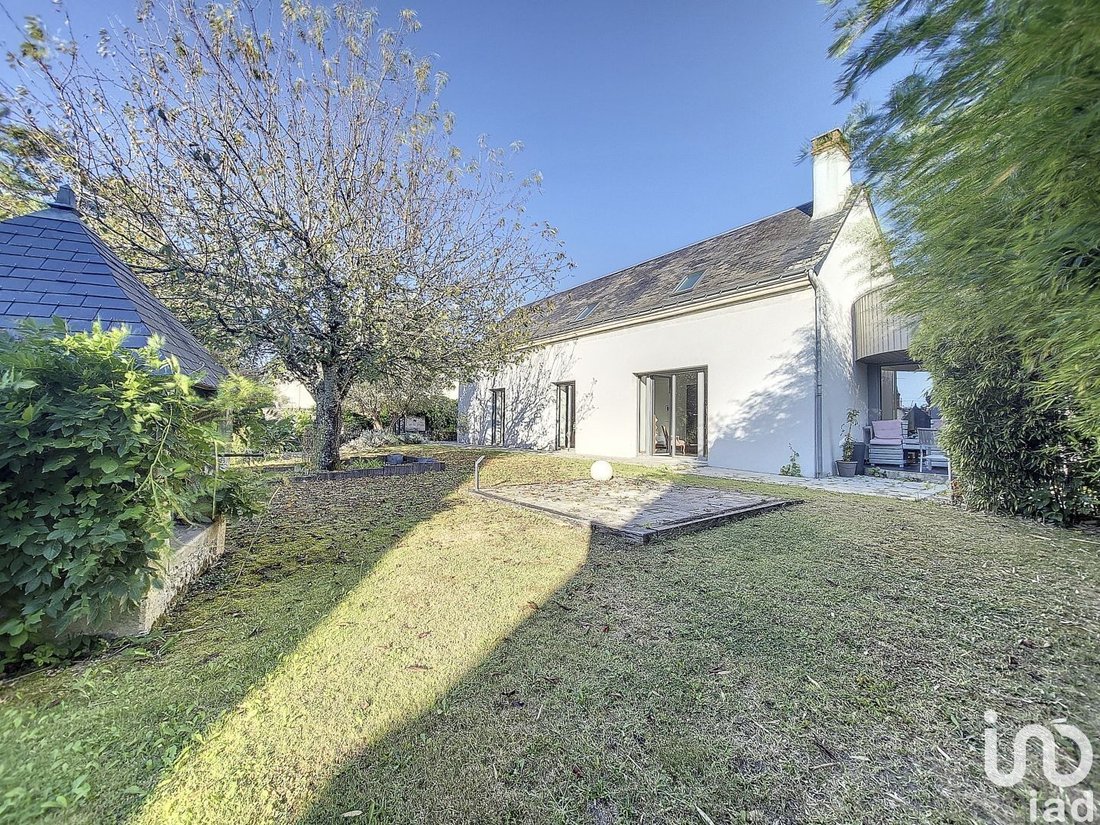 Vente Maison/Villa 6 Pièces In Parçay Meslay, Centre Val De Loire