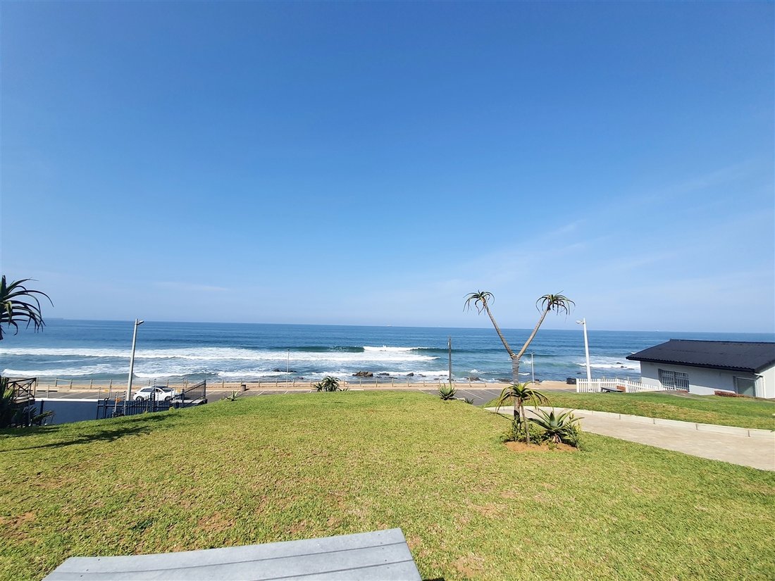 Perfectly Located Beachfront Land In Umdloti, South Africa For Sale