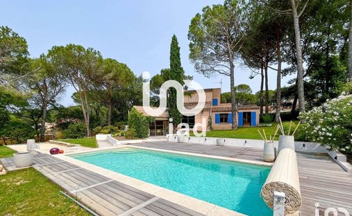 Luxury homes for sale in SaintPauletdeCaisson, Occitanie, France