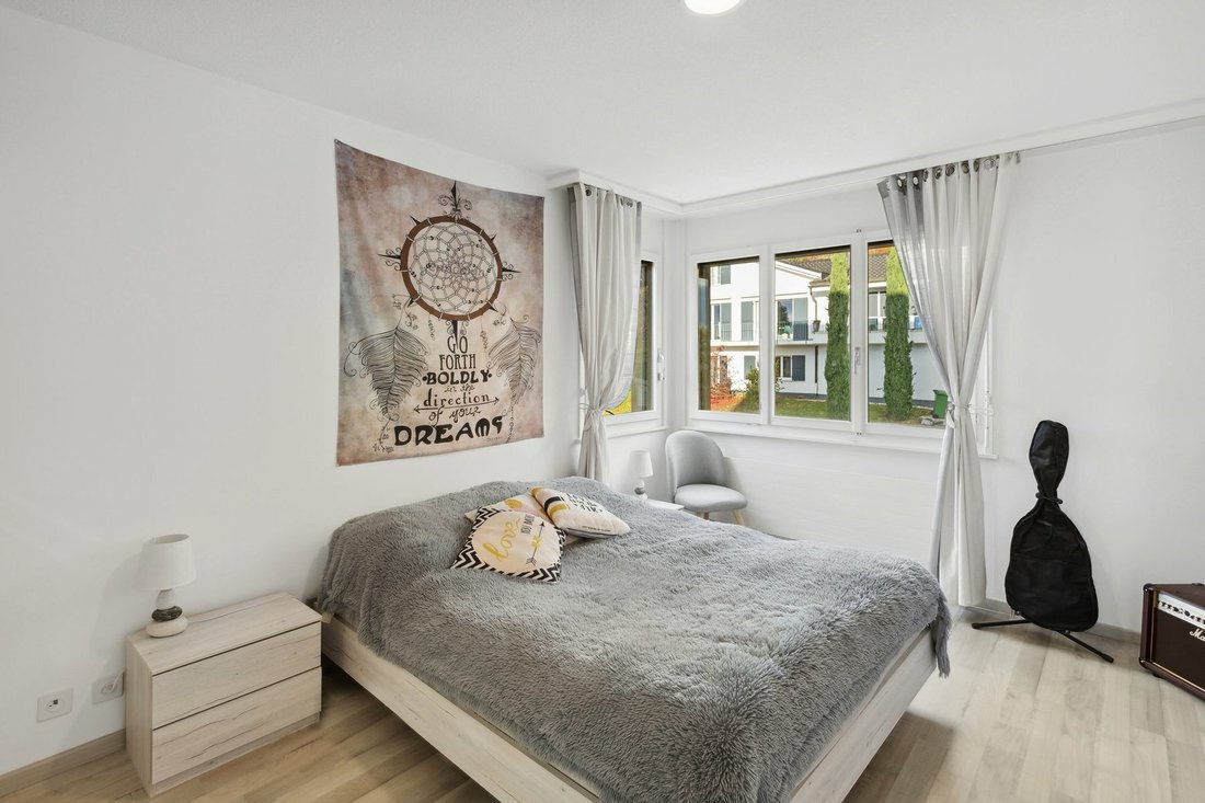 Tastefully Renovated Apartment, Ideal Rental For In Montreux, Vaud