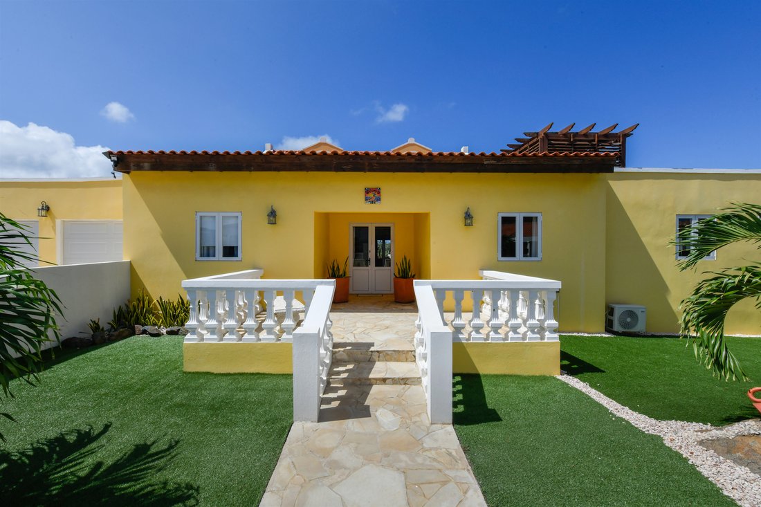 Halifat 6 In Santa Cruz, Aruba For Sale (13535822)