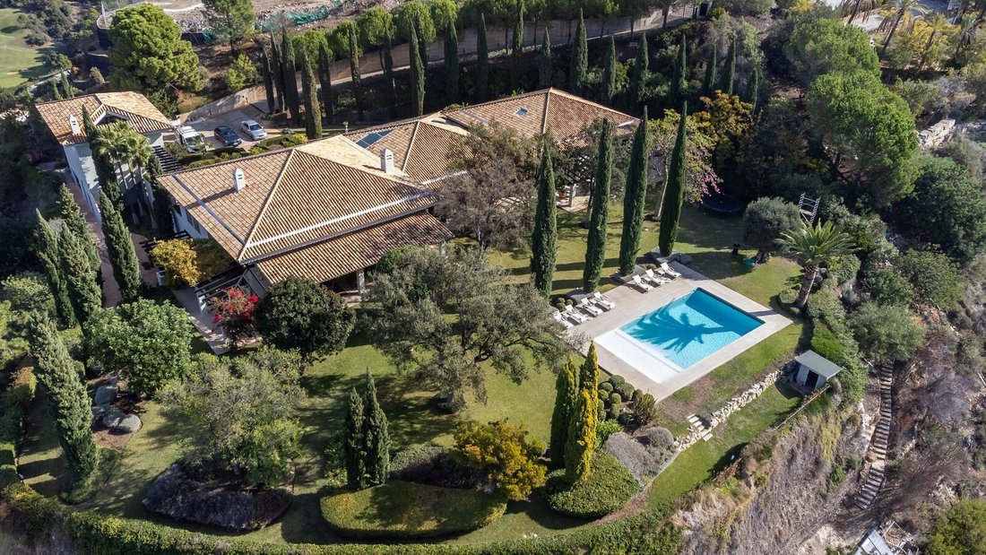 Villa in La Zagaleta, Benahavis, Andalusia 1 - 13534421